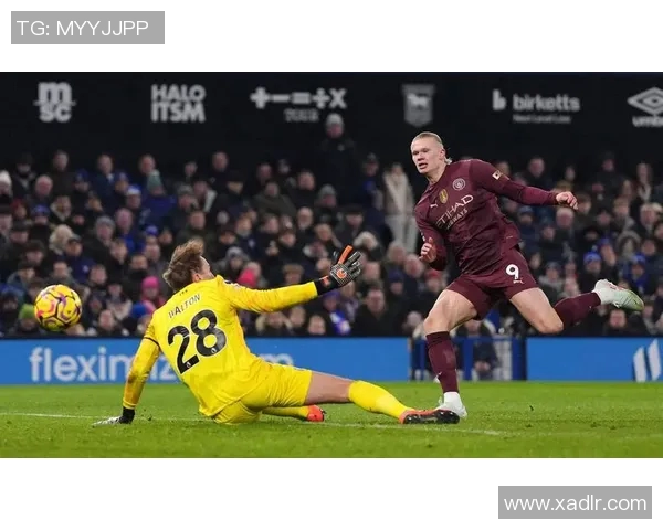 2017英超第12轮曼联主场迎战劲敌全力争胜展现强大实力